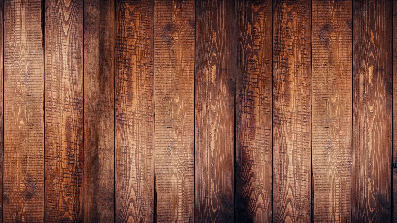 Architektura przyszłości: zalety konstrukcji z drewna klejonego